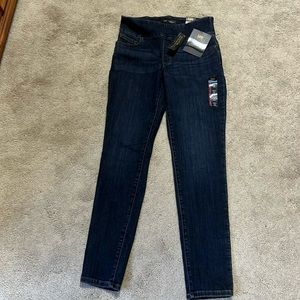 Lee Jeans, size 10, new w/ tags